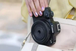 Canon the EOS R100 mirrorless digicam and RF 28mm F2.Eight STM 'pancake' lens in India