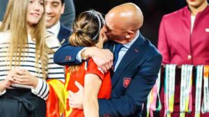President Rubiales Should Resign: Spanish Football Federation Leaders Asked For Resignation After Kissing Player
